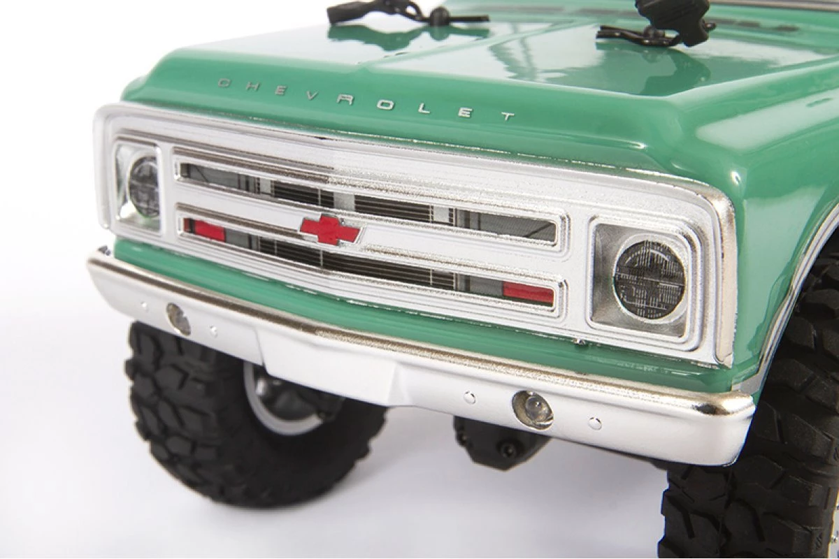AXI00001T1 | Axial 1/24 SCX24 1967 Chevrolet C10 RTR RC Rock Crawler - Green 3 AXI00001T1 | Axial 1/24 SCX24 1967 Chevrolet C10 RTR RC Rock Crawler - Green - Image 3