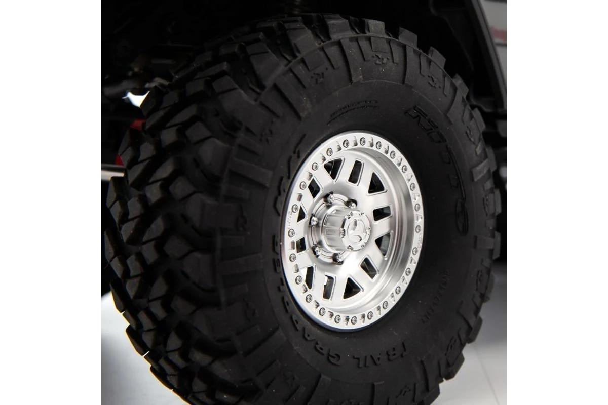 AXI03003T1 | Axial 1/10 SCX10 III 2017 Jeep JLU Wrangler RTR RC Rock Crawler - Grey 6 AXI03003T1 | Axial 1/10 SCX10 III 2017 Jeep JLU Wrangler RTR RC Rock Crawler - Grey - Image 6